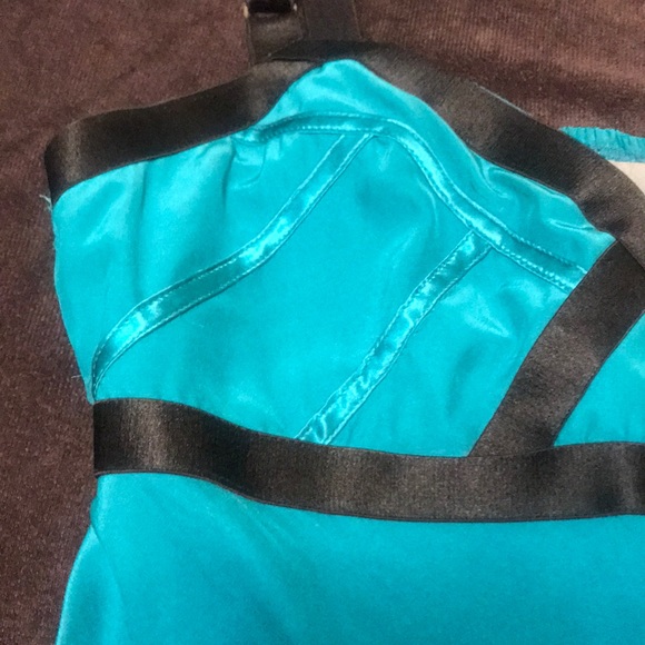 Silk Top by Mark Anthony - Picture 3 of 6